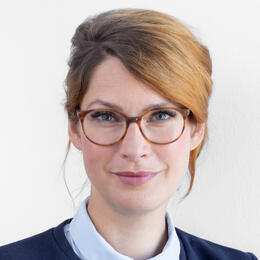 Elisa Roggendorff, Rechtsanwältin für Gesellschaftsrecht, Restrukturierung und Sanierung sowie Steuerberaterin in München